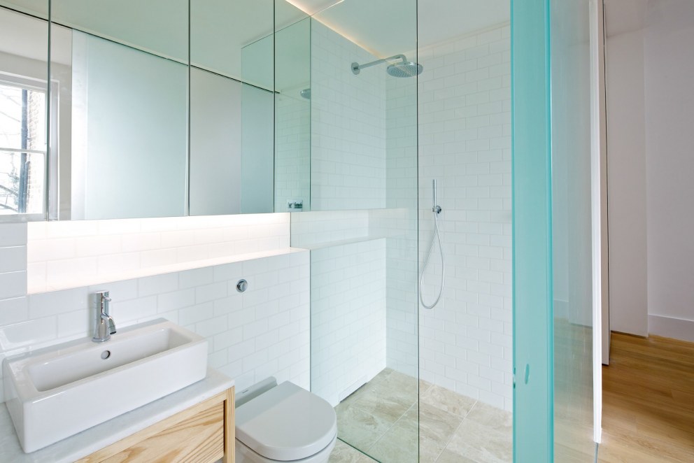 Westbourne Apartment | Shower | Interior Designers